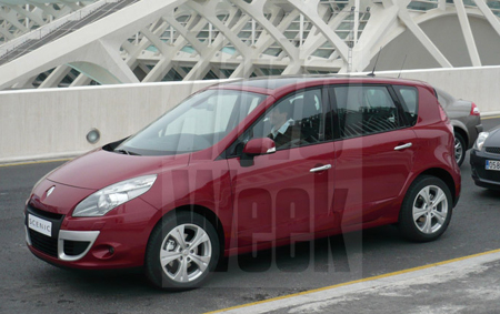 ����: Autoweek
