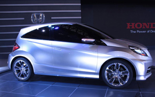 �� ���������� � ����� �������� Honda New Small Concept