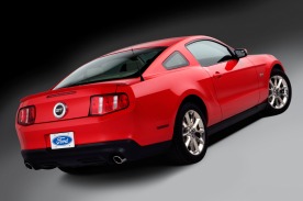 Ford Mustang GT 2011 ���� ����� ���������� 5,0-�������� ����������