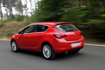 ������� Opel Astra 2010 ���������� ������ ����� ������ �� 569 900 