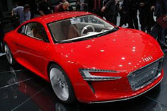 �������� ������������ ��������� Audi e-Tron �������� � 2013 ���� 