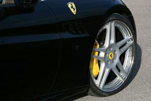 �������� ������ �������� �������� ��������� Ferrari California ������