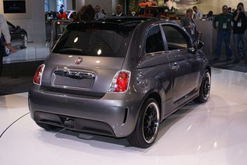 Chrysler � 2012 ���� ������ �������� ������������ ����������� Fiat 500EV
