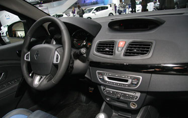 � ������ � ������ �������� ������� ������ Renault Fluence