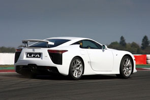 �������� Lexus ����� ������� ���� ����� ��������� LF-A � ������ 
