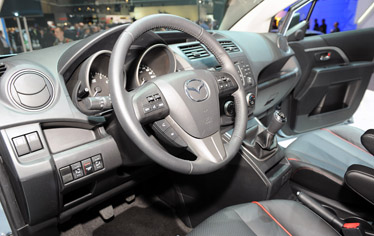 Mazda5 �������� ��������� ������������ � ������ 