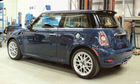 BMW � Rolls-Royce ������������� ��������� ������ �������� Mini