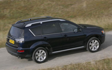 � ������ Mitsubishi Outlander XL 2010 ����� ������ �� 899 ���. ������