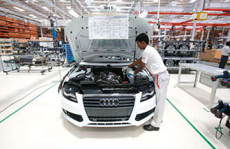 Audi � ��������� 2 ���� ������ � ������������ 7,3 ����. ����