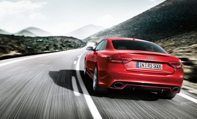 Audi RS5 &ndash; ����� ��������� � ������