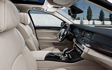 ��������� BMW 5-Series 2011 ���� �������� �� 50 475 ��������