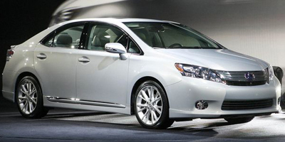 Toyota �������� � ������ ����� ������������ ���������� ������ Lexus HS 250h