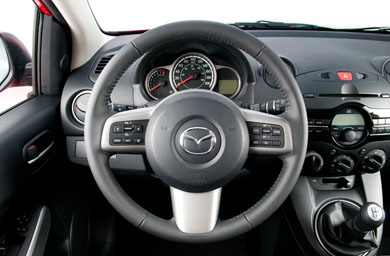 ���������� ��������� ������������ ������ �������� Mazda2 2011 