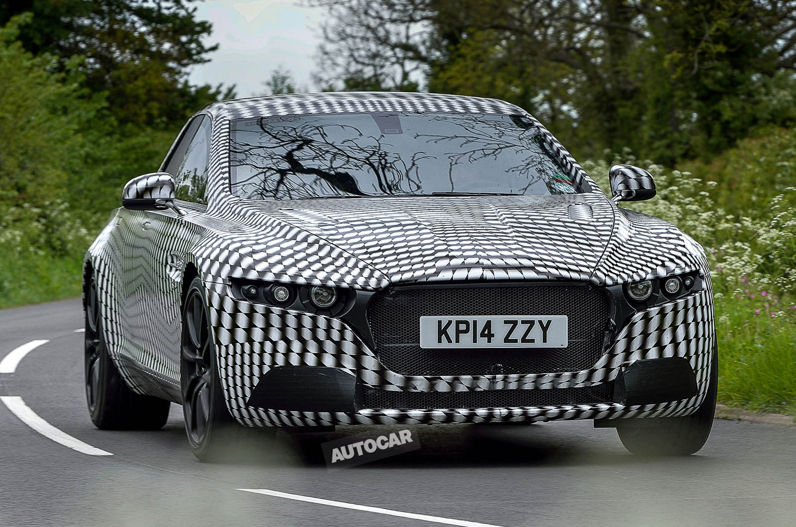 �� ������� ������ ������� �������� ����������� Aston Martin