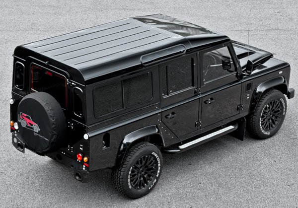 ������ �� A. Kahn Design ����������� ��� Land Rover Defender XS 110