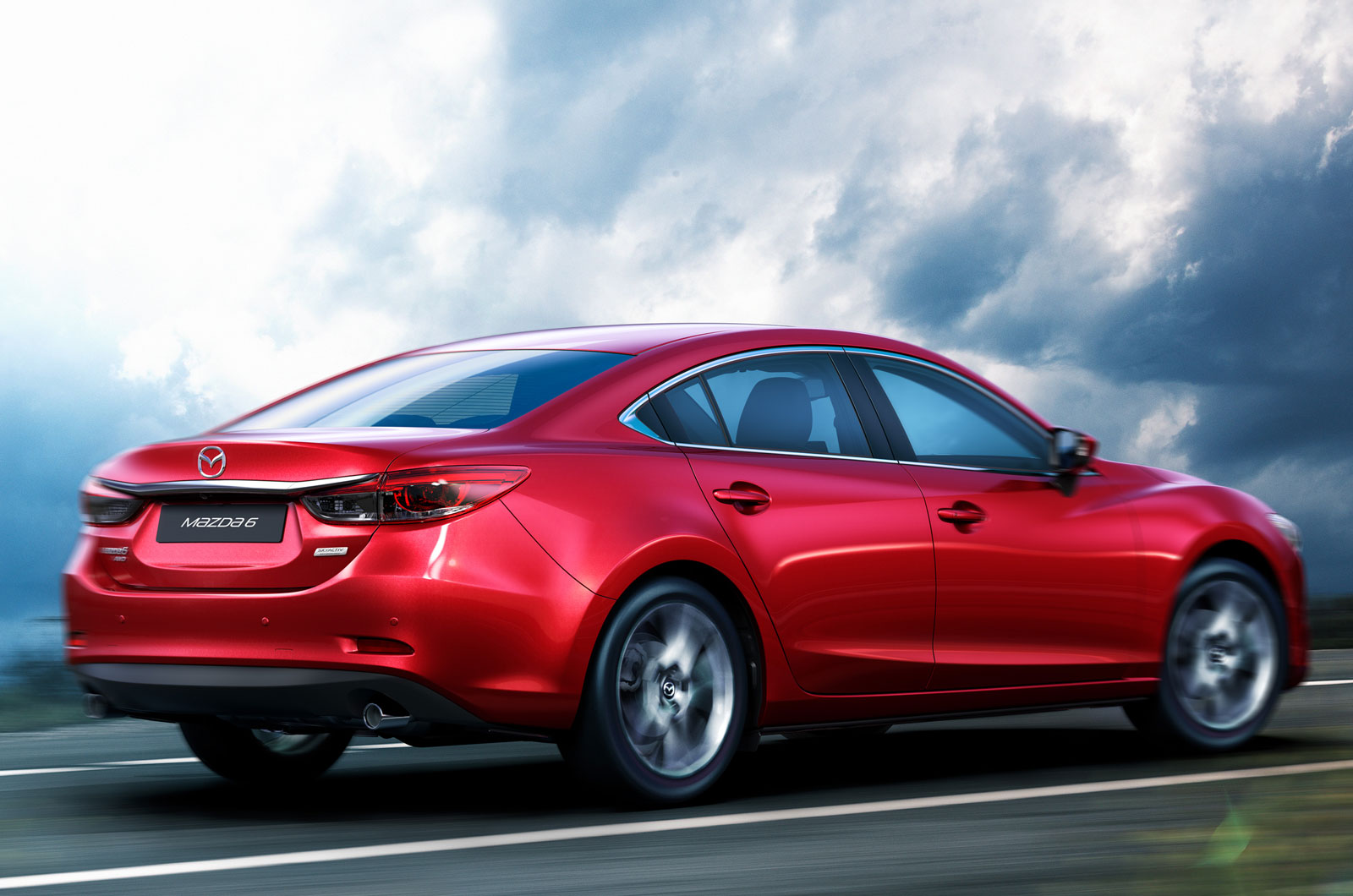 ��������������� Mazda 6 �������� �� ����� ������ � ������ 2015 ����