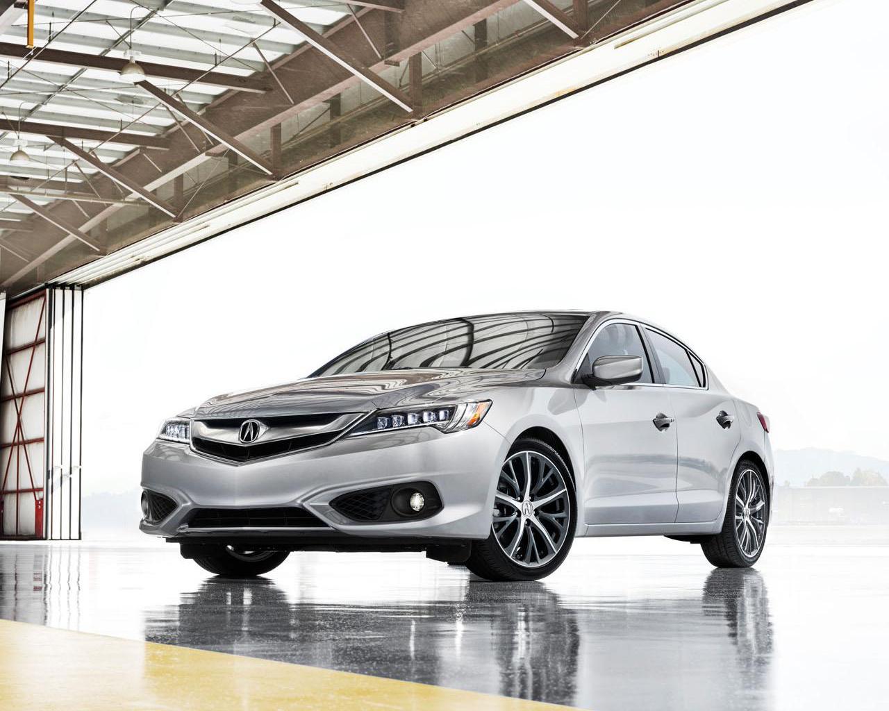 ����� Acura ILX � ����������������� �������� ������ ��������� ���������