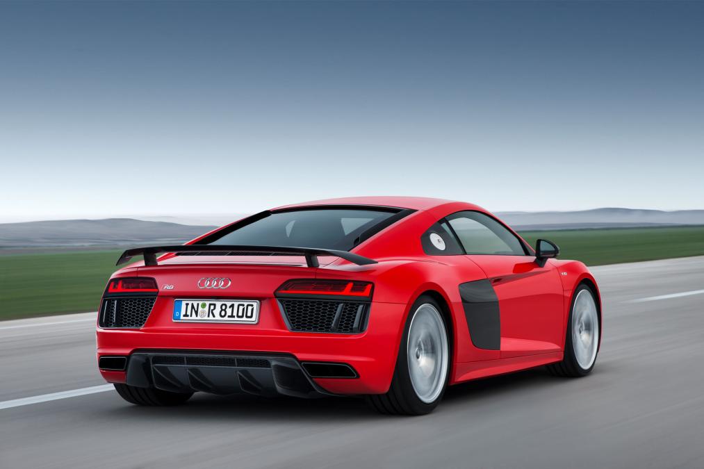 Audi ������������ ����������� ���������� ������������ ��������� R8