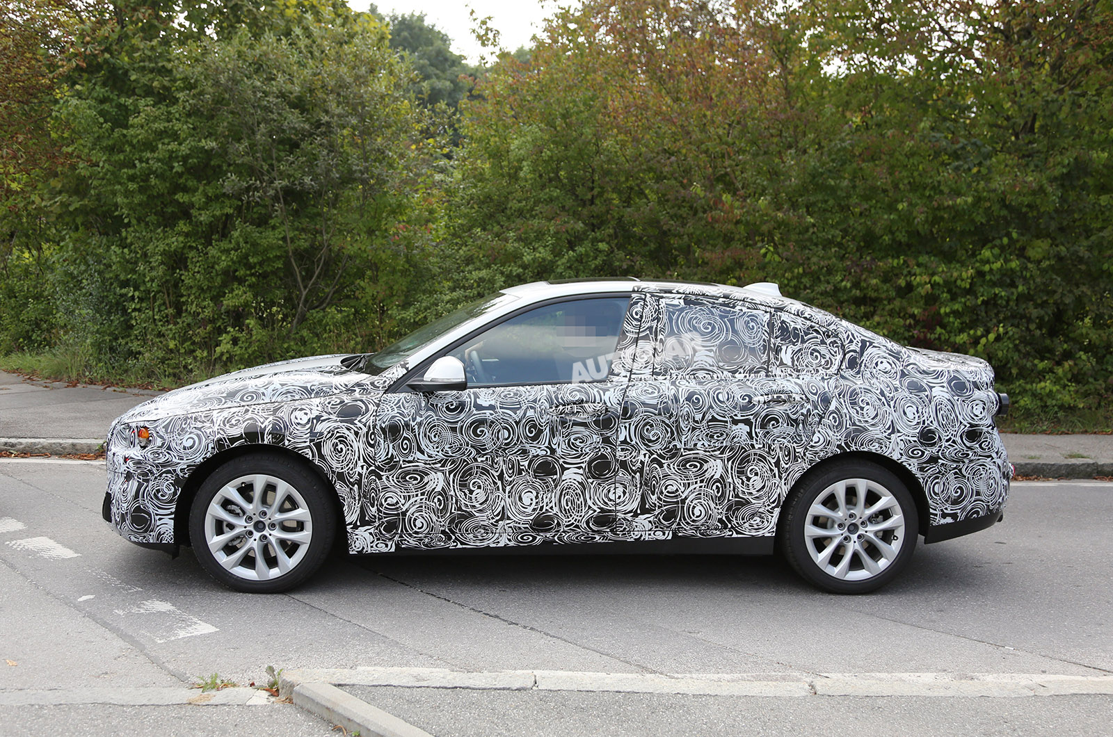 BMW �������� ������ 4-������� ����� 1 Series