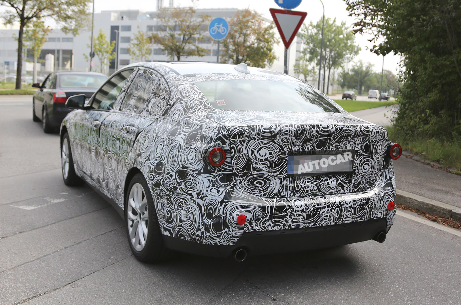 BMW �������� ������ 4-������� ����� 1 Series