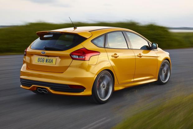 � ������ ������������ ���� �� ����� Ford Focus ST