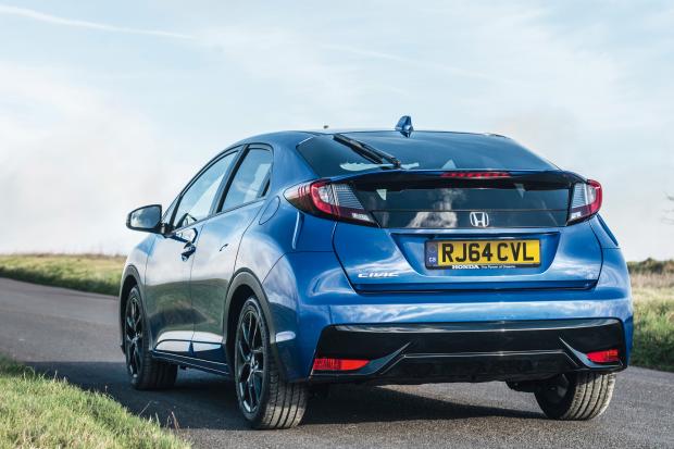 Honda �������� ����������� ���� �� ������� Civic 2015 � ��������� Civic Tourer 2015