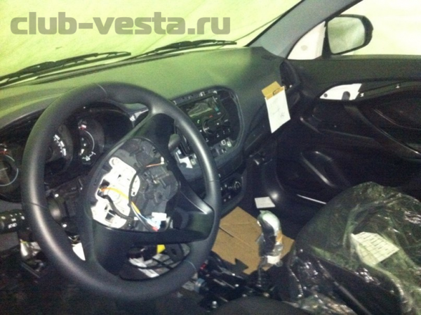 � ��������� ����� ������� �������� ����� Lada Vesta
