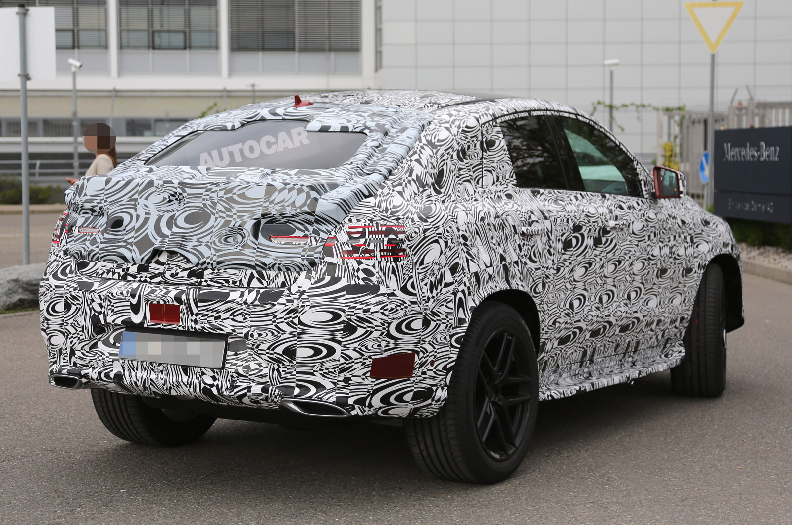 ��������� ����� &laquo;����������&raquo; �� �������� Mercedes-Benz MLC