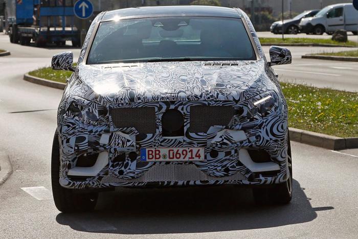 Mercedes-Benz готовит серийную версию своего концептуального купе