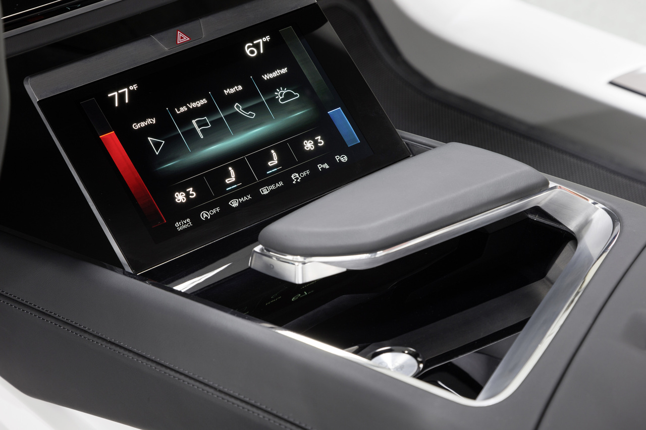 Audi ������������������ ��������� ���������� A8 � ����� ���������