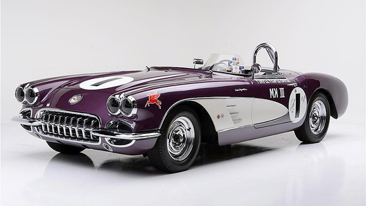 ���������� ������ Chevrolet Corvette ������� � 1 �������� ��������