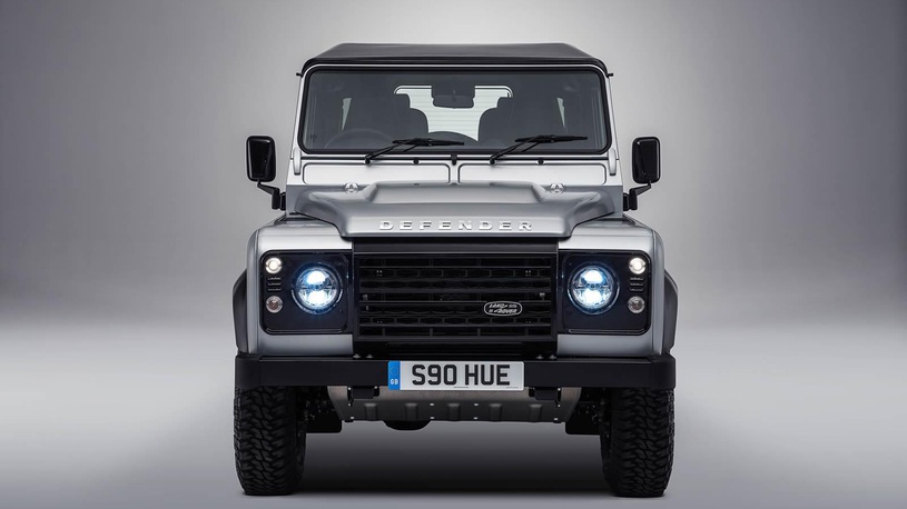 ���� ������ ��������� � Land Rover ������� ����� ������������� Defender