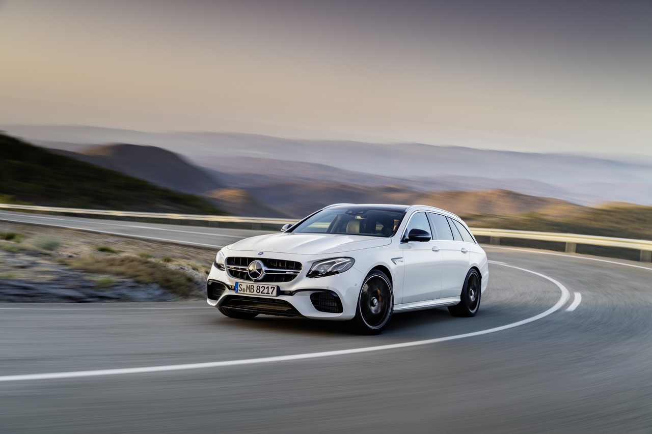 ������������� Mercedes-Benz ������� �� ����� ��������� �-������