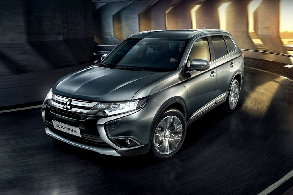 ����� ������ Mitsubishi Outlander GT ������