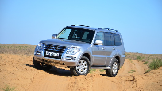 � Mitsubishi Pajero ��������� ��������� ����