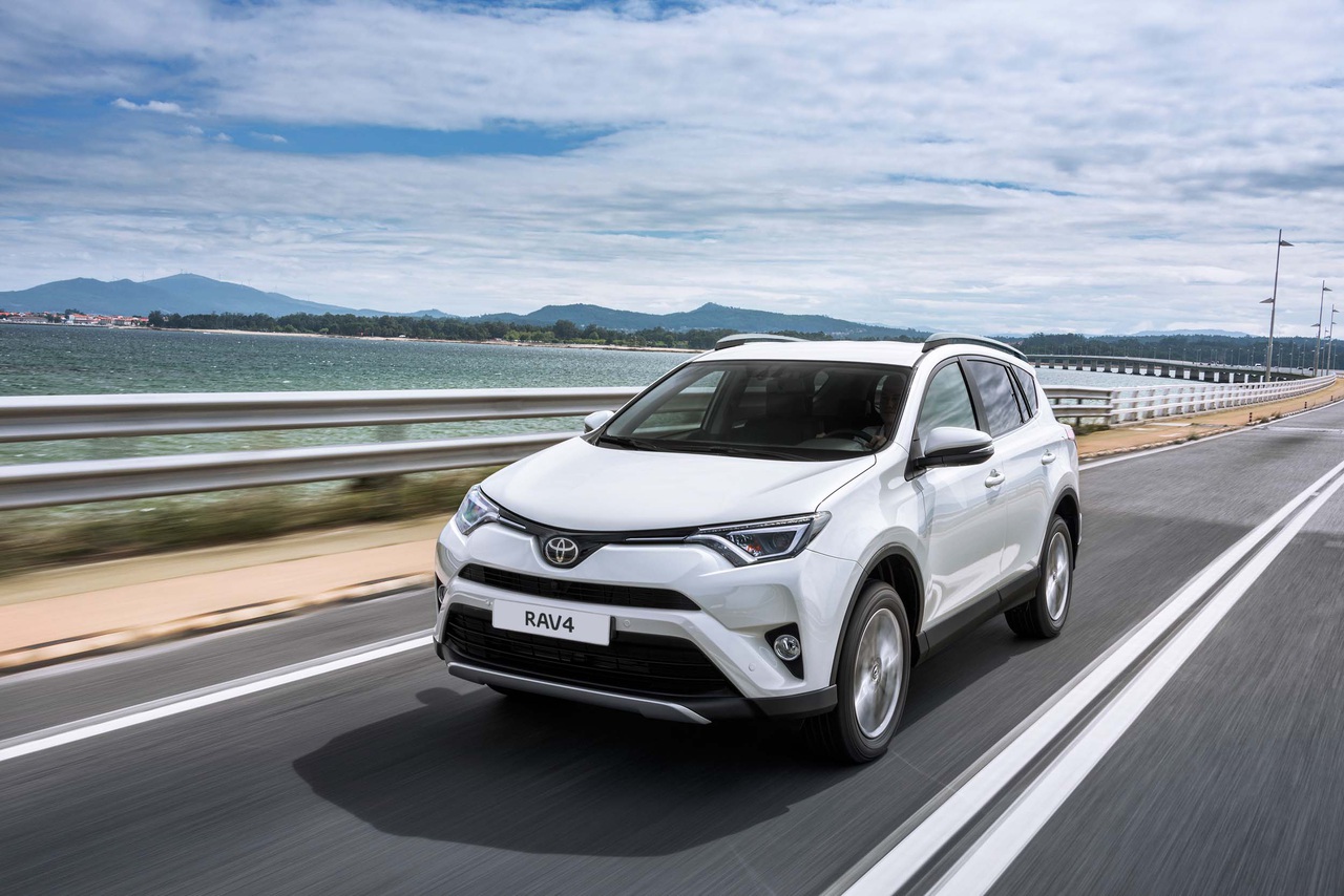 ������� ����� ������ ����������� Toyota RAV4?