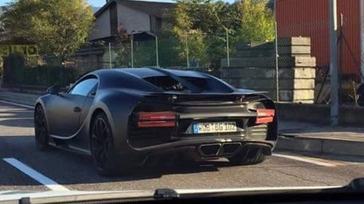 �� 100 ��/��� Bugatti Chiron ����������� ����� ���� �� 2,3 �������