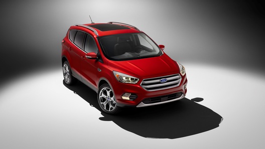 Ford ������� ����������� Kuga � ���������