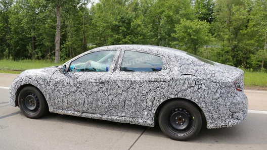 Honda ������ ����������� Civic �������� ���������