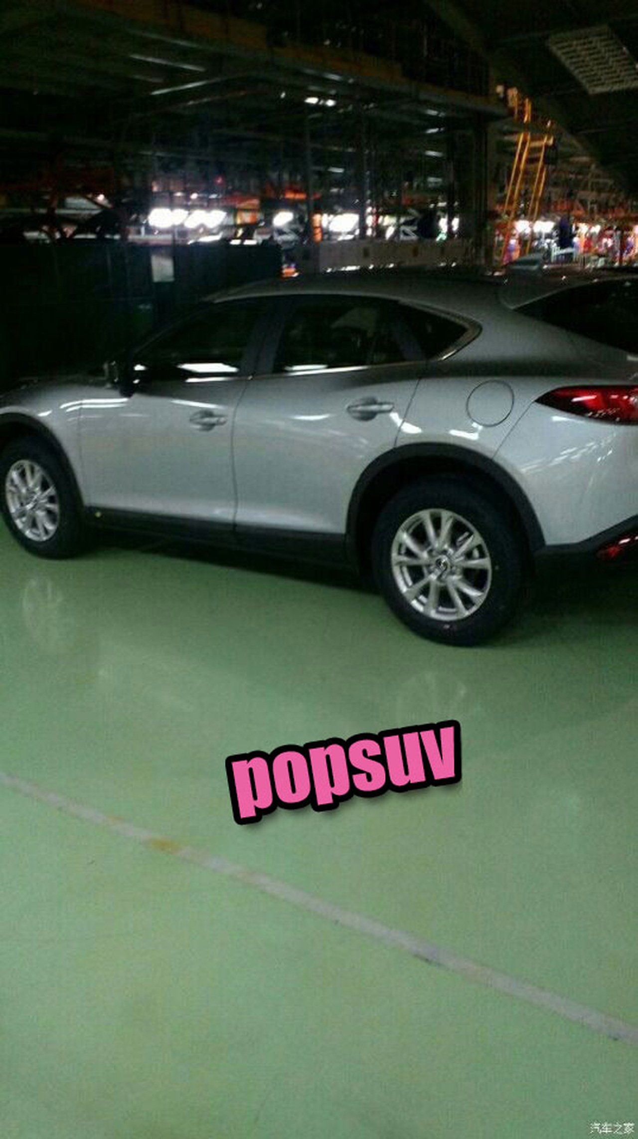 Фотошпионам удалось зафиксировать новенький кроссовер CX-4 от Mazda