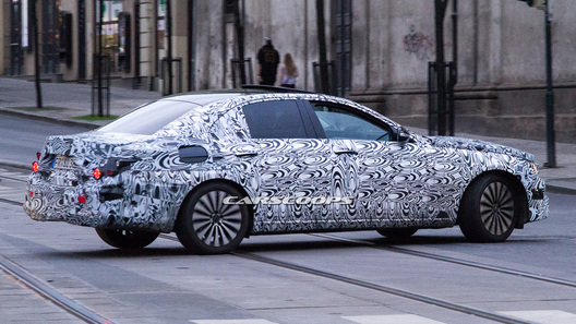 ������� �� Mercedes-Benz - ���������������� ����� �-������