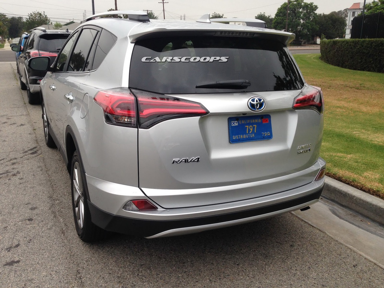 Toyota RAV4 � �������������� ������ ��� ������� ����� ����� � ���