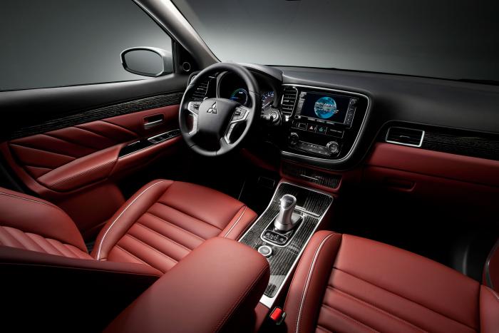 Mitsubishi ������� ����� �������� ������ ������-������� Outlander