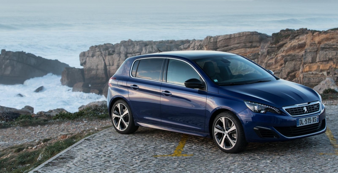 � ������ ���������� ������� ������� Peugeot 308 GT 2015
