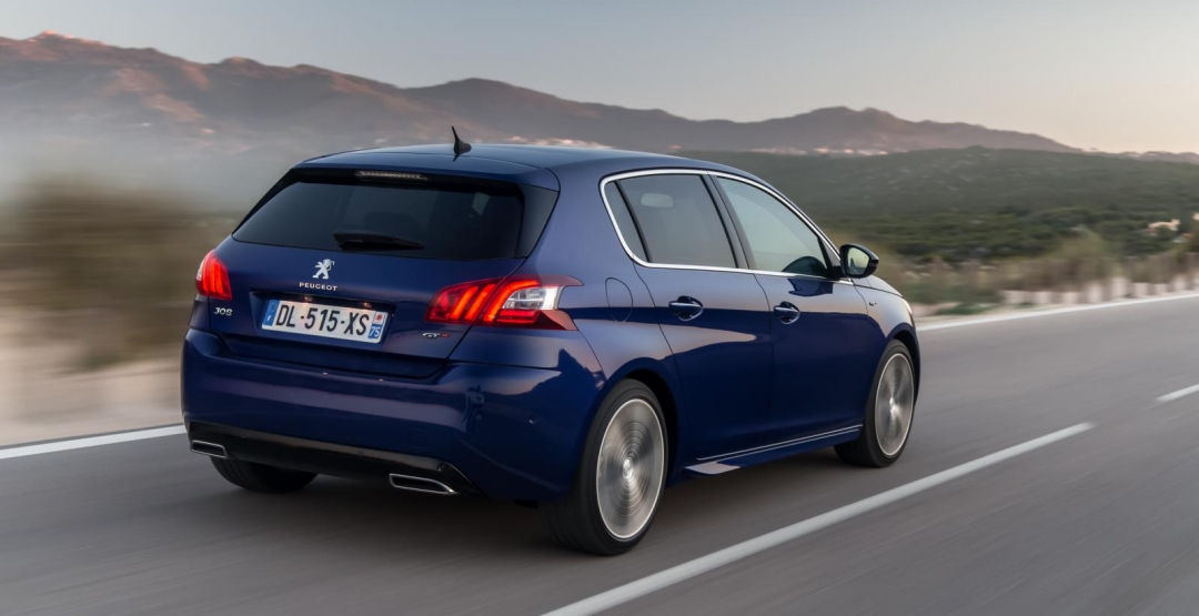 � ������ ���������� ������� ������� Peugeot 308 GT 2015