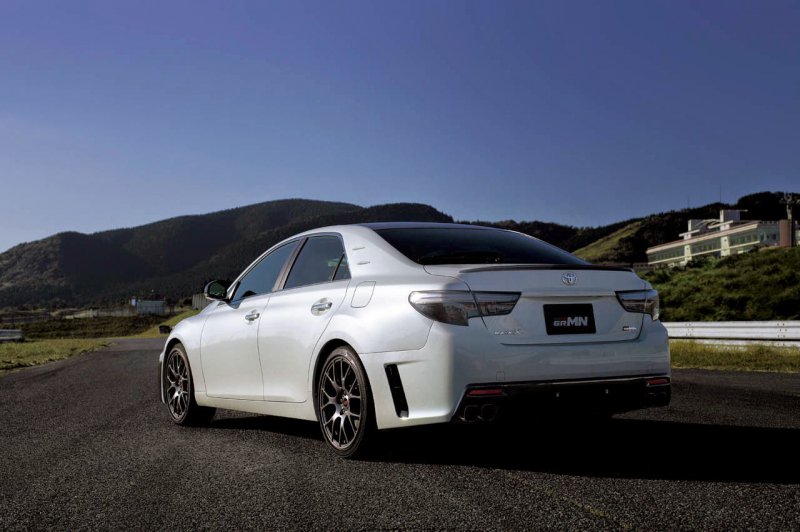 Gazoo Racing ����������� ���������� Toyota Mark X GRMN ���������� ��� ������