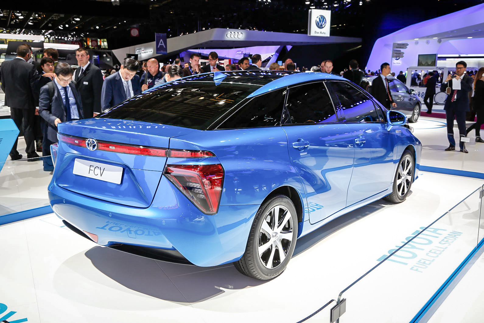 Toyota ����������� �������� ������ ����������� ���������� FCV