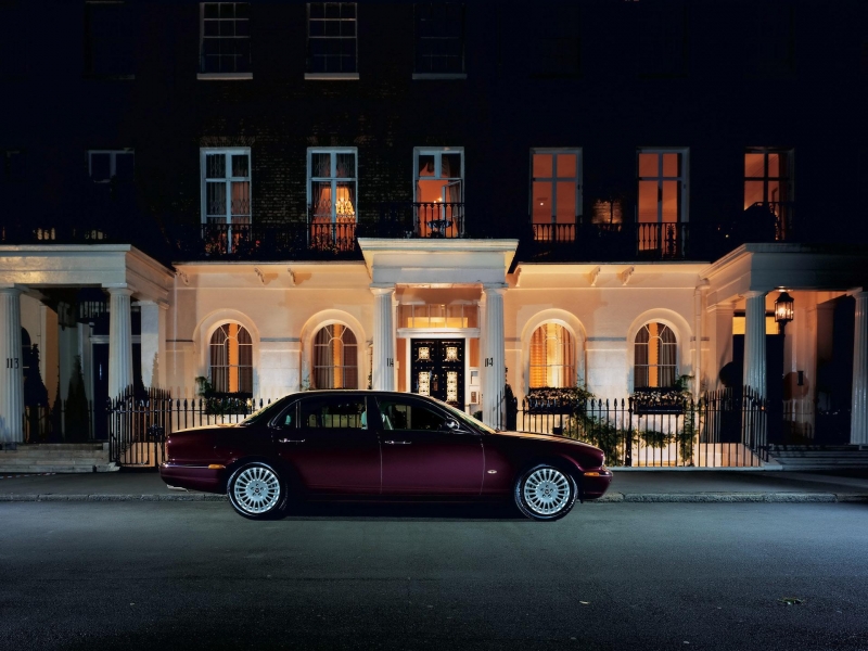 Jaguar Daimler Super Eight ������������� ����