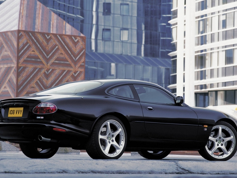 Jaguar Xkr Coupe 2003 ������������� ����