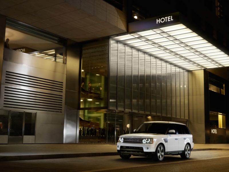 Land Rover Range Rover Sport Front And Side 2010 ������������� ����